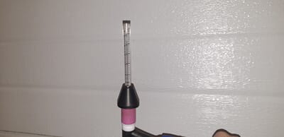 6155 flowmeter på tighåndtak.jpg