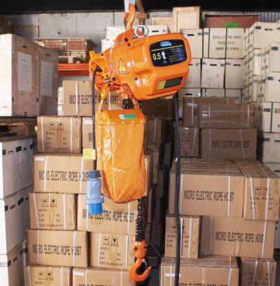 1968 Elektrisk kjettingtalje 500kg 230v.jpg